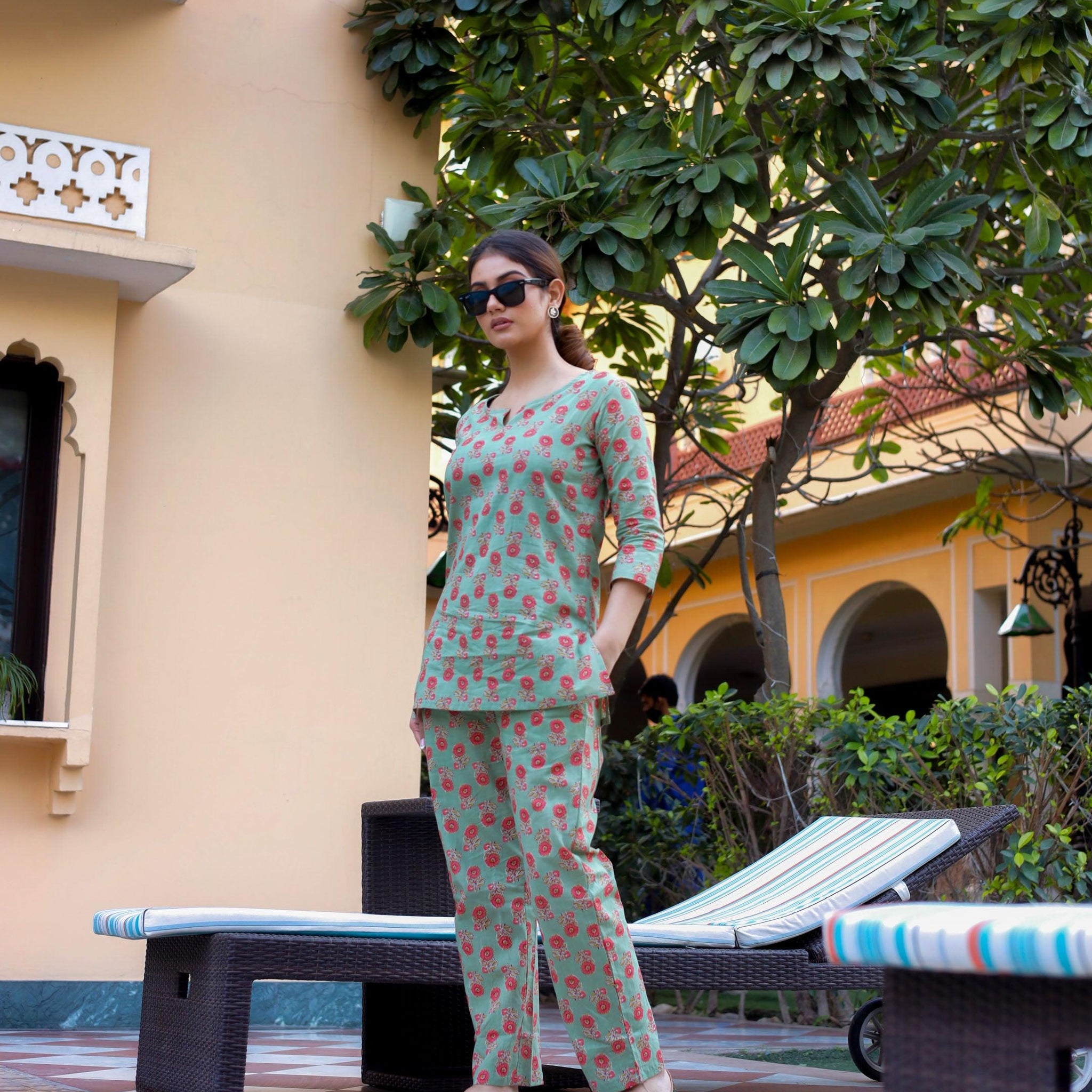 Divena Green Floral Print Cotton Night suit - divenaworld.com