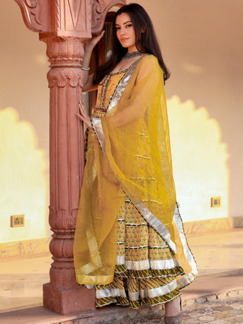 Divena Yellow Cotton Sleeves less anarkali Skirt Set With Dupatta